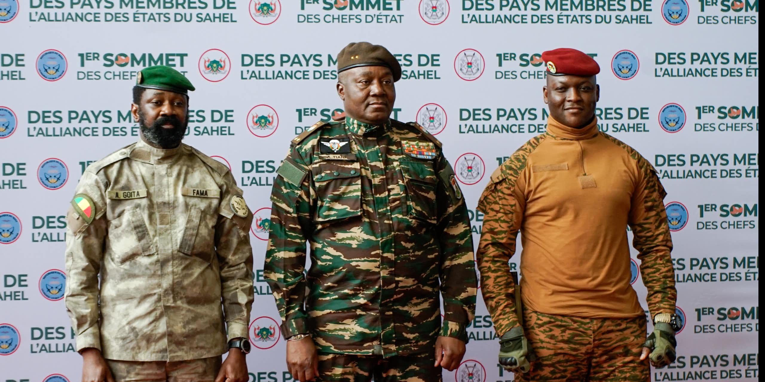 The junta leaders in Mali, Burkina Faso and Niger pose for photos.