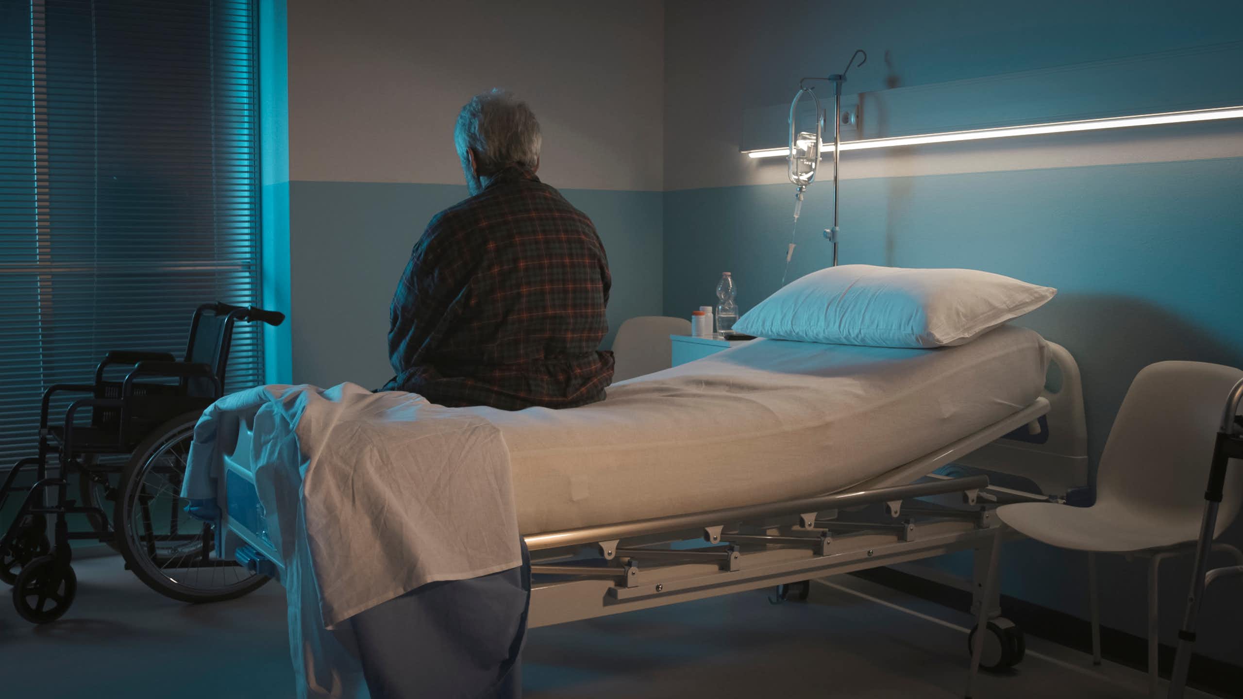 La vida atrapada en una cama hospitalaria